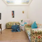 Borgognissanti Apartment 6